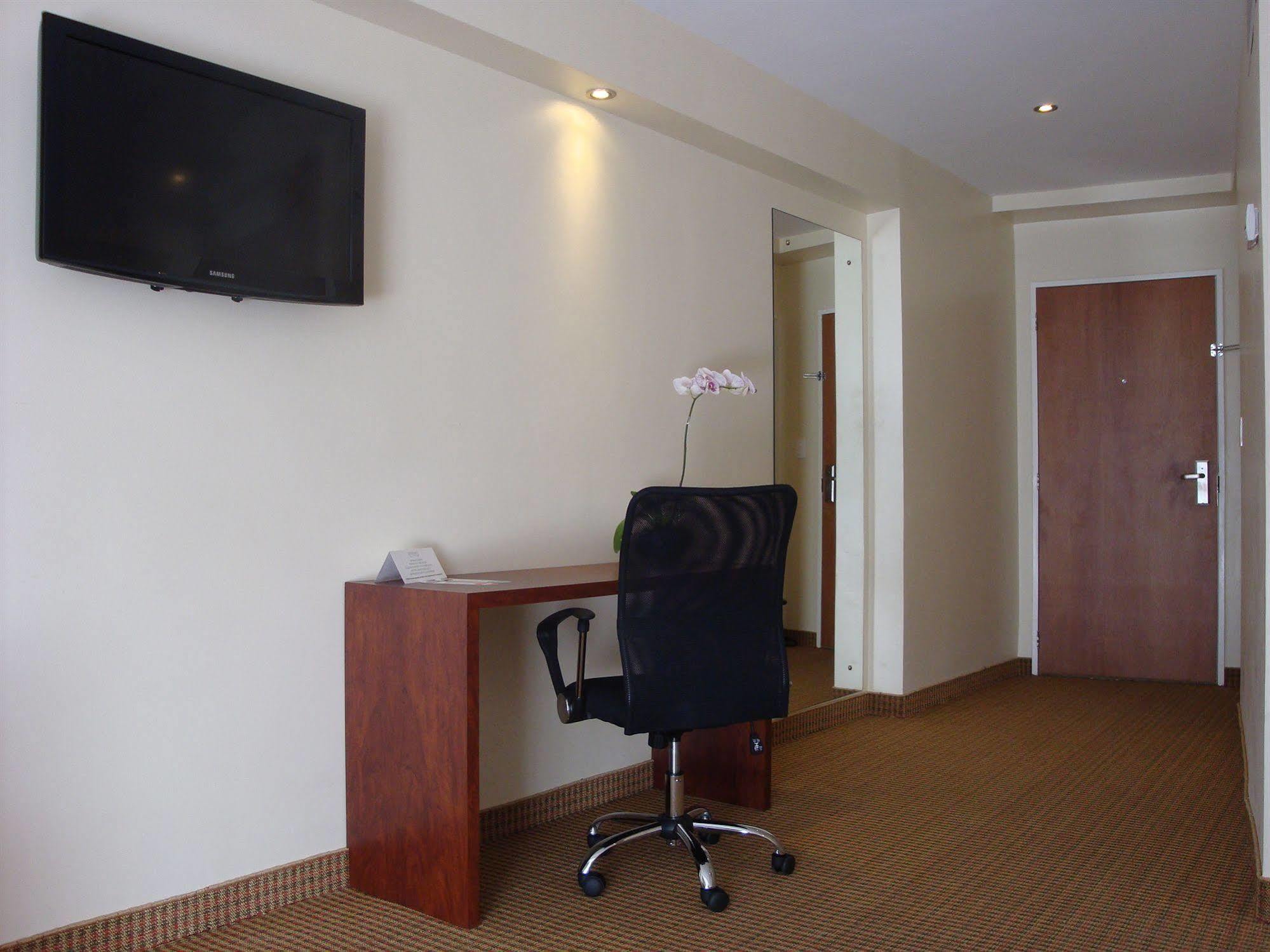 Continental Altamira Hotel Caracas Exterior photo